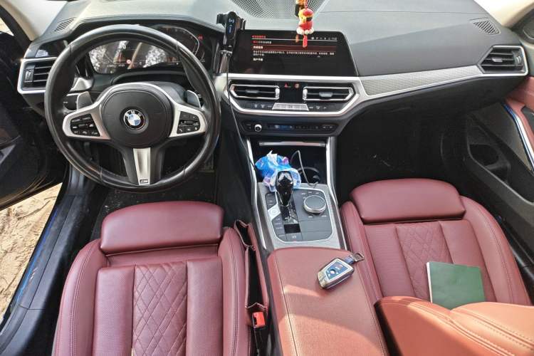 Used BMW 3 Series 2022 330Li xDrive M Sport Night Edition Package Center Console