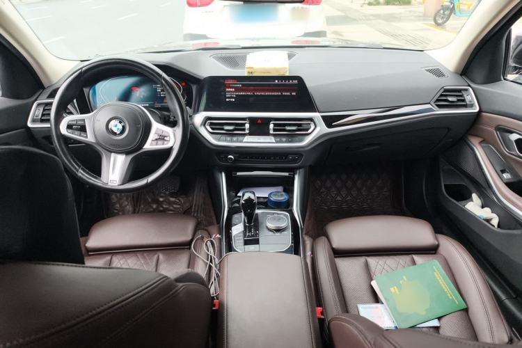 Used BMW 3 Series 2022 320Li M Sport Package Center Console