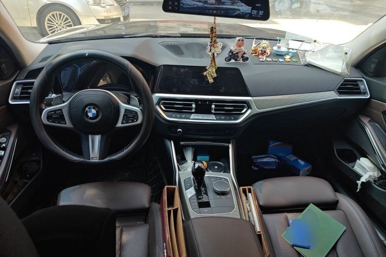 Used BMW 3 Series 2022 325Li M Sport Night Edition Package Center Console