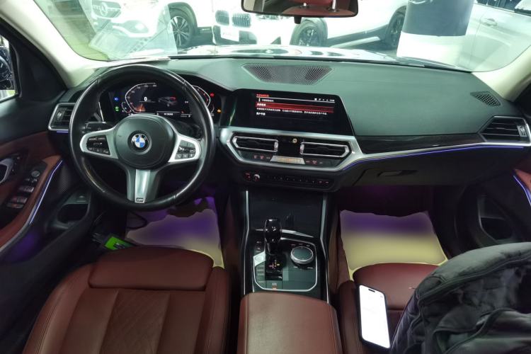 Used BMW 3 Series 2022 325Li M Sport Package Center Console