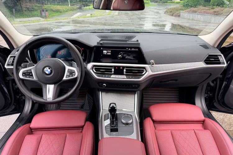 Used BMW 3 Series 2022 Restyled 330Li xDrive M Sport Night Edition Package Center Console