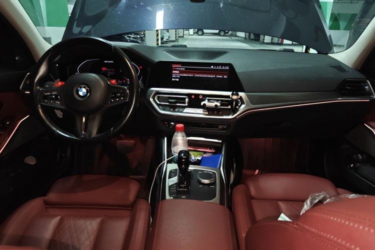 Used BMW 3 Series 2022 330i M Sport Night Edition Center Console