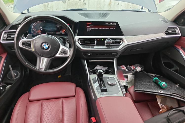 Used BMW 3 Series 2022 Revised 325i M Sport Night Edition Package Center Console