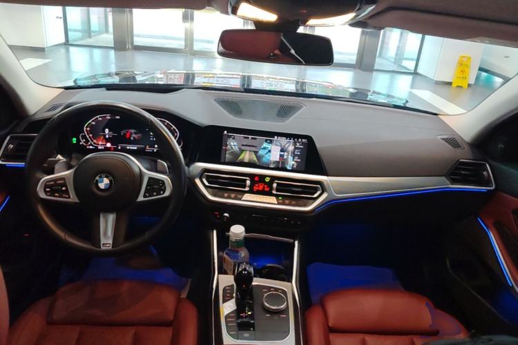 Used BMW 3 Series 2022 Restyled 330Li xDrive M Sport Night Edition Package Center Console