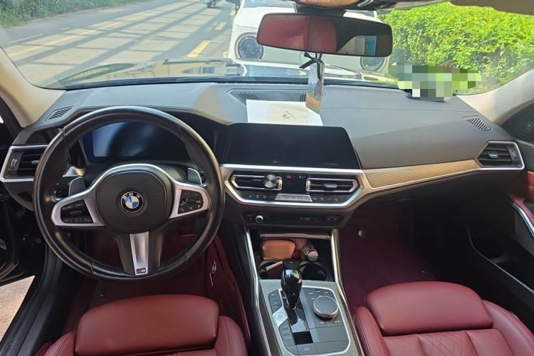 Used BMW 3 Series 2022 325i M Sport Night Edition Package Center Console