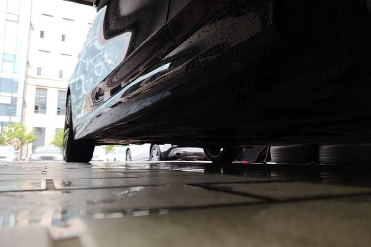 Used BMW 3 Series 2022 325Li M Sport Package Chassis Front Right