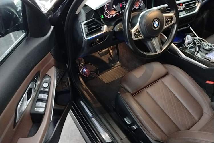 Used BMW 3 Series 2022 Updated 325Li M Sport Package Driver Seat