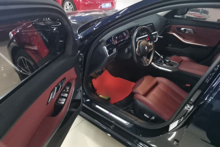 Used BMW 3 Series 2022 325i M Sport Package Driver Seat