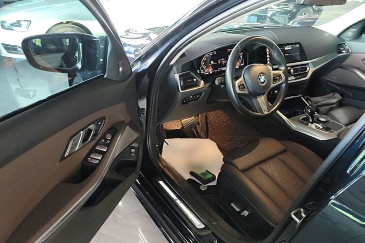 Used BMW 3 Series 2022 325Li M Sport Night Edition Package Driver Seat