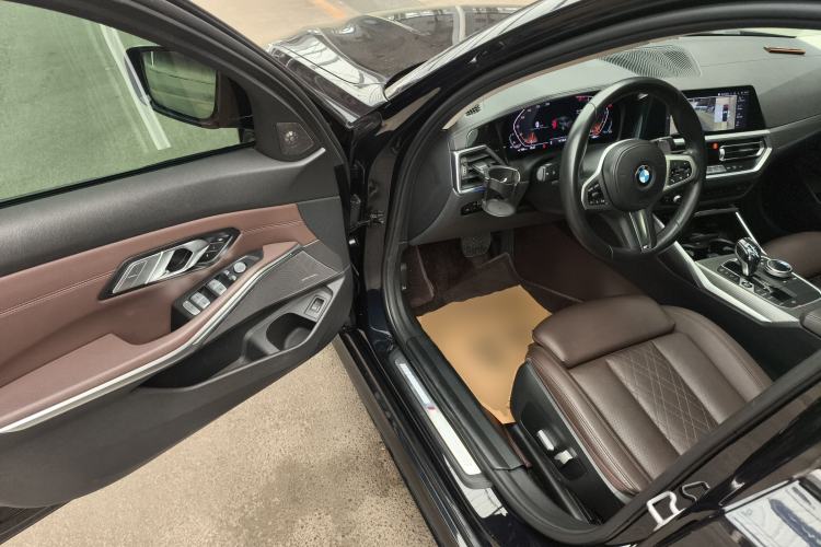 Used BMW 3 Series 2022 Restyled 325Li M Sport Night Edition Package Driver Seat