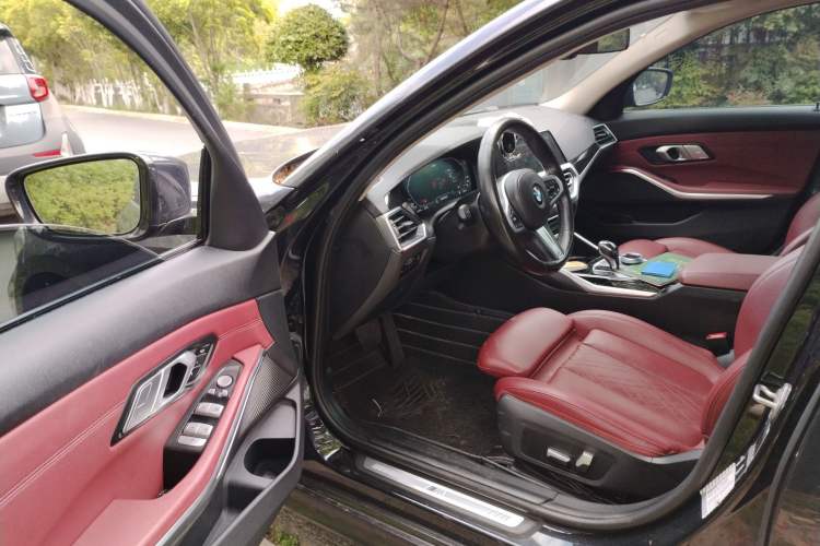 Used BMW 3 Series 2022 320Li M Sport Package Driver Seat