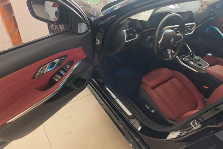Used BMW 3 Series 2022 Restyled 320Li M Sport Package Driver Seat