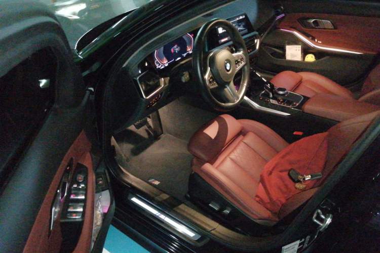 Used BMW 3 Series 2022 325Li M Sport Package Driver Seat