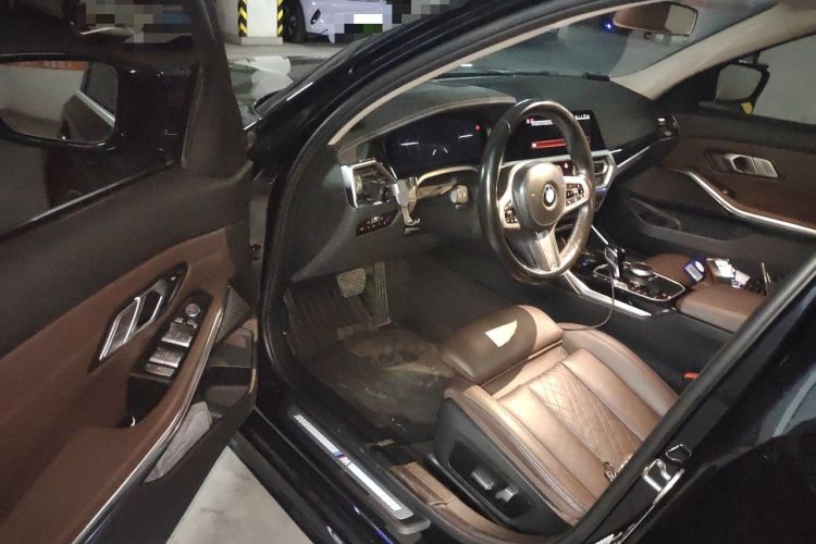 Used BMW 3 Series 2022 320Li M Sport Package Driver Seat