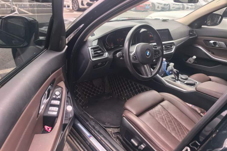 Used BMW 3 Series 2022 325Li M Sport Night Edition Package Driver Seat