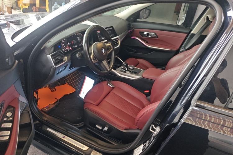 Used BMW 3 Series 2022 Revised 325i M Sport Night Edition Package Driver Seat