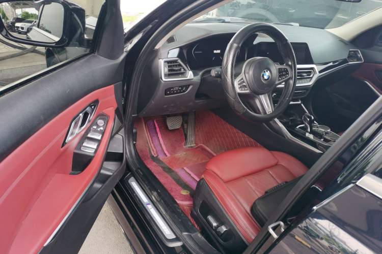 Used BMW 3 Series 2022 Restyled 320Li M Sport Package Driver Seat