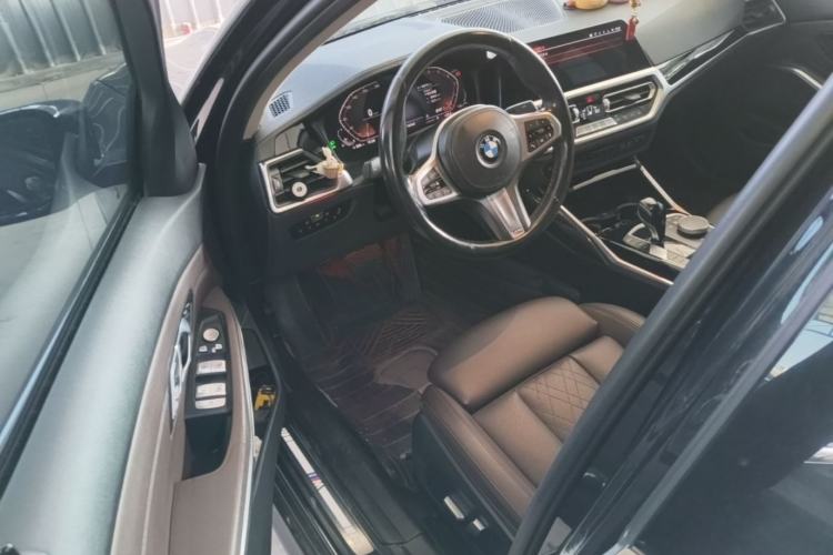 Used BMW 3 Series 2022 Restyled 320Li M Sport Package Driver Seat