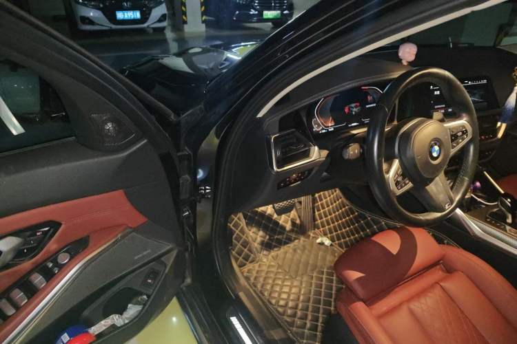 Used BMW 3 Series 2022 Restyled 325Li M Sport Night Edition Package Driver Seat