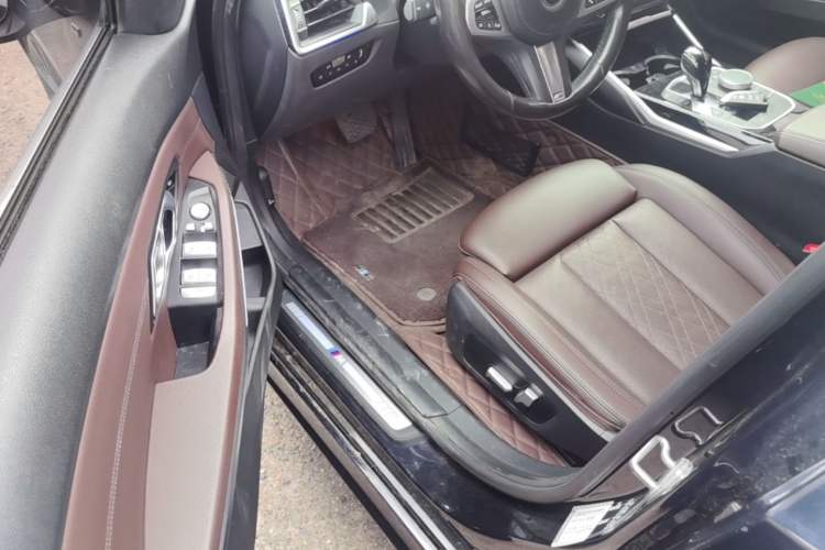 Used BMW 3 Series 2022 320Li M Sport Package Driver Seat