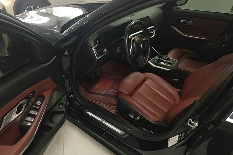 Used BMW 3 Series 2022 Updated 325Li M Sport Package Driver Seat