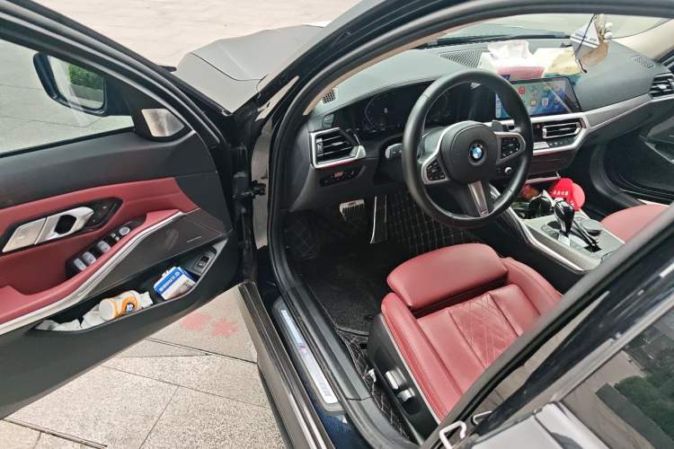 Used BMW 3 Series 2022 Restyled 325Li M Sport Night Edition Package Driver Seat