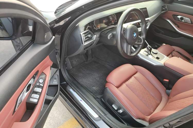 Used BMW 3 Series 2022 325Li M Sport Night Edition Package Driver Seat