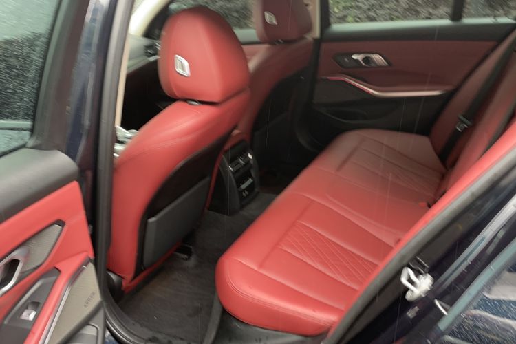 Used BMW 3 Series 2022 325i M Sport Night Edition Package Driver Seat