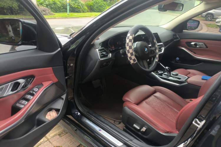 Used BMW 3 Series 2022 320Li M Sport Package Driver Seat