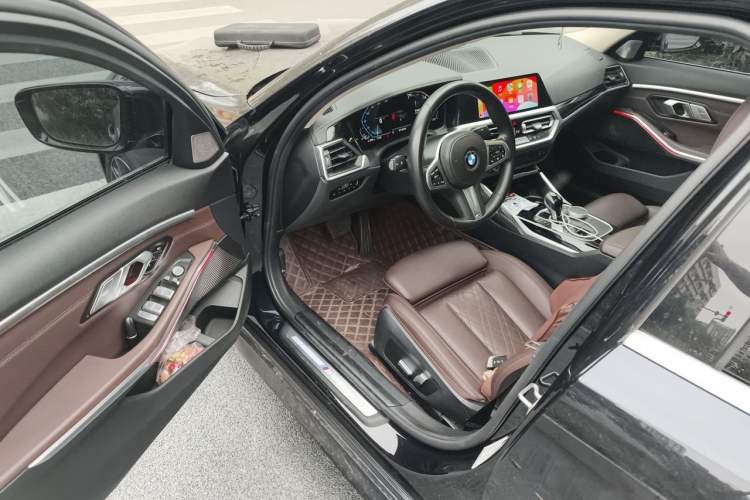 Used BMW 3 Series 2022 320Li M Sport Package Driver Seat