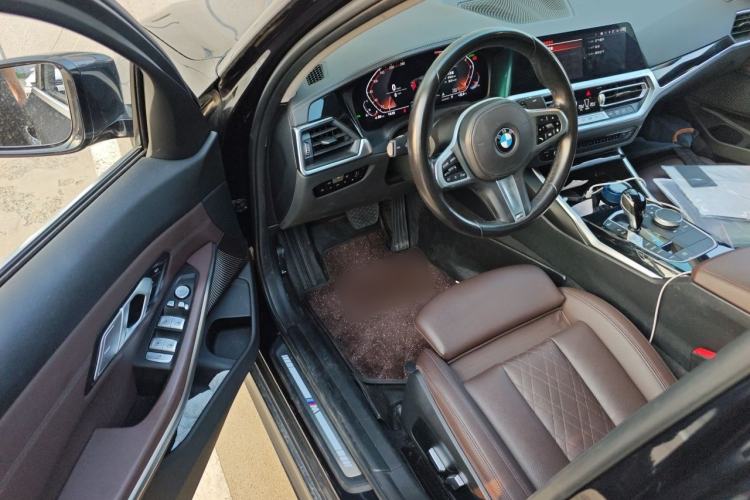 Used BMW 3 Series 2022 320Li M Sport Package Driver Seat