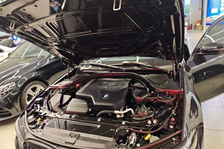 Used BMW 3 Series 2022 325i M Sport Night Edition Package Engine Bay