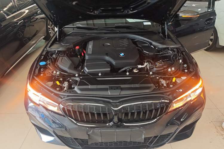 Used BMW 3 Series 2022 Restyled 320Li M Sport Package Engine Bay