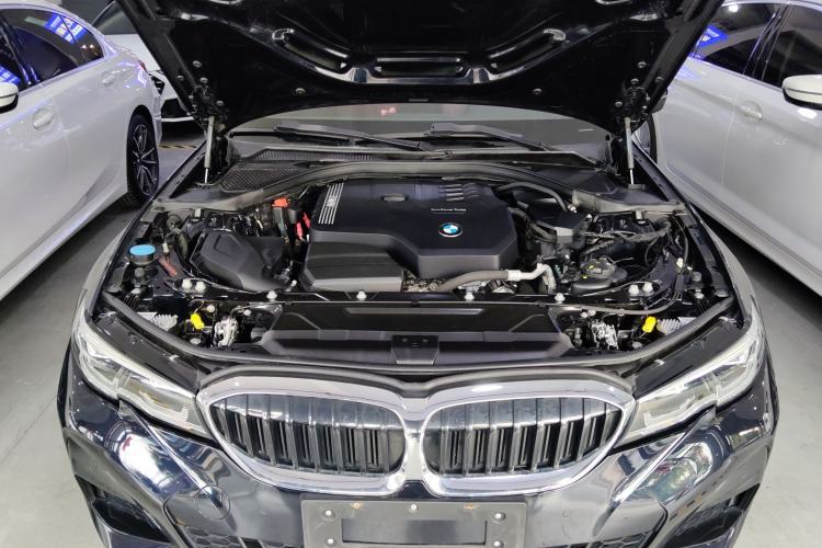Used BMW 3 Series 2022 325i M Sport Package Engine Bay