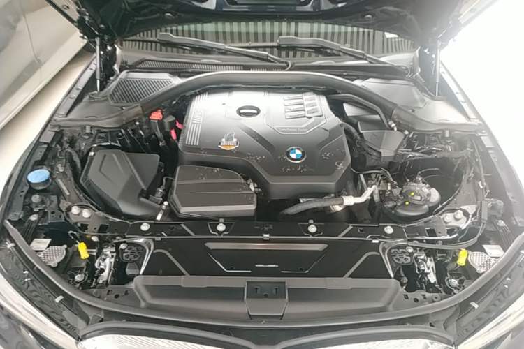 Used BMW 3 Series 2022 325Li M Sport Package Engine Bay