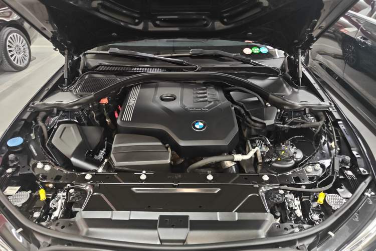 Used BMW 3 Series 2022 325Li M Sport Package Engine Bay