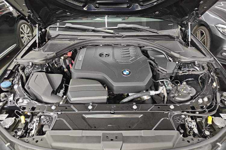 Used BMW 3 Series 2022 325i M Sport Night Edition Package Engine Bay