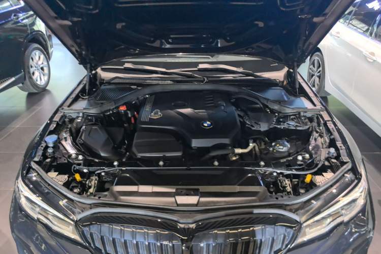 Used BMW 3 Series 2022 325Li M Sport Night Edition Package Engine Bay