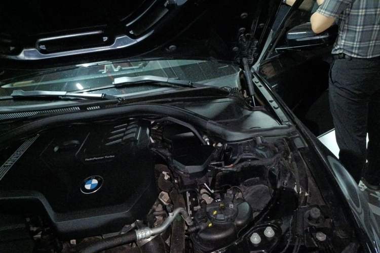 Used BMW 3 Series 2022 325i M Sport Night Edition Package Engine Bay Left
