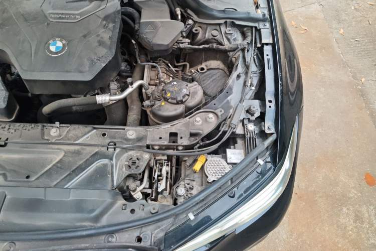 Used BMW 3 Series 2022 320Li M Sport Package Engine Bay Left