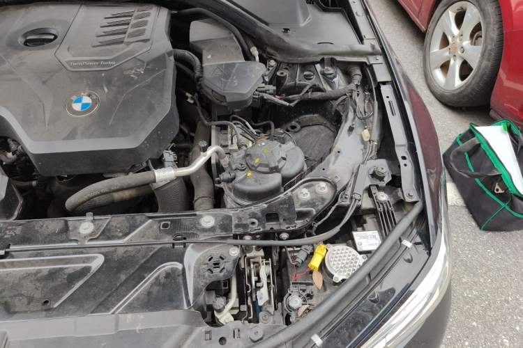 Used BMW 3 Series 2022 Restyled 320Li M Sport Package Engine Bay Left