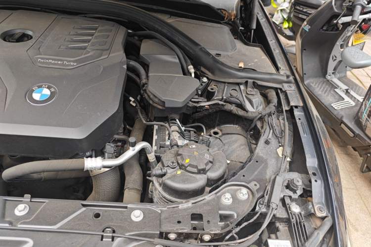Used BMW 3 Series 2022 Updated 325i M Sport Package Engine Bay Left