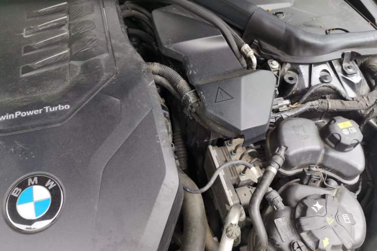 Used BMW 3 Series 2022 330Li xDrive M Sport Night Edition Package Engine Bay Left