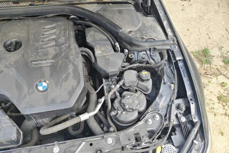 Used BMW 3 Series 2022 330Li xDrive M Sport Night Edition Package Engine Bay Left