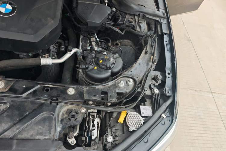 Used BMW 3 Series 2022 Revised 325i M Sport Night Edition Package Engine Bay Left