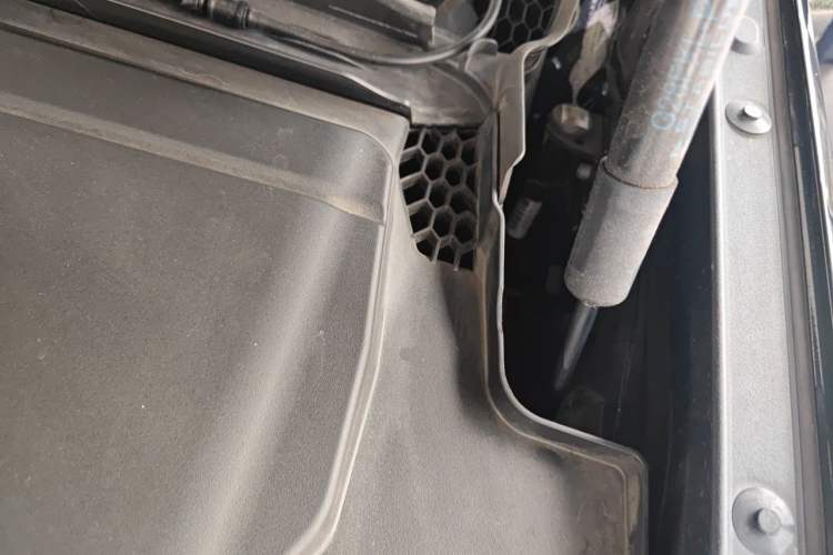 Used BMW 3 Series 2022 Updated 325Li M Sport Package Engine Bay Left