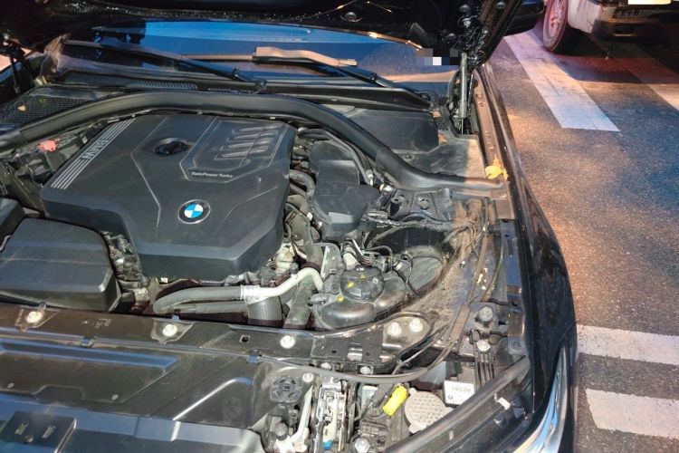 Used BMW 3 Series 2022 320Li M Sport Package Engine Bay Left