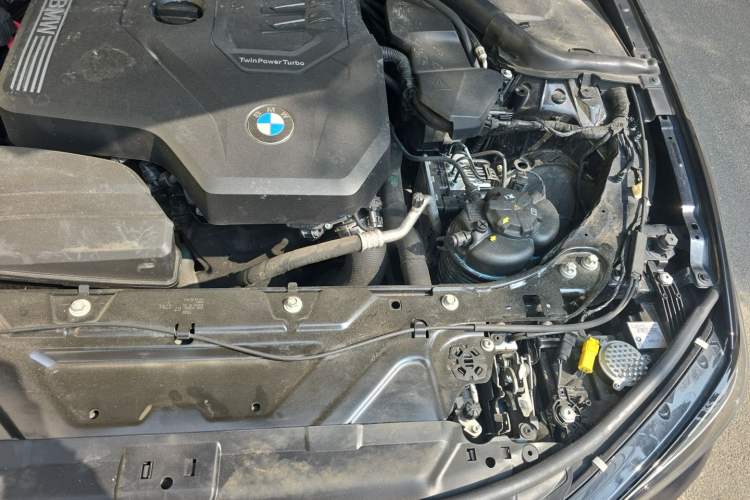 Used BMW 3 Series 2022 325i M Sport Night Edition Package Engine Bay Left