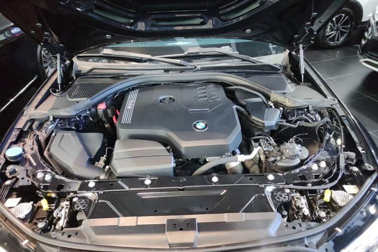 Used BMW 3 Series 2022 Updated 325Li M Sport Package Engine Bay