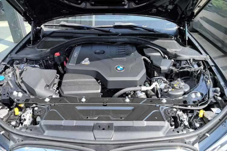 Used BMW 3 Series 2022 320Li M Sport Package Engine Bay